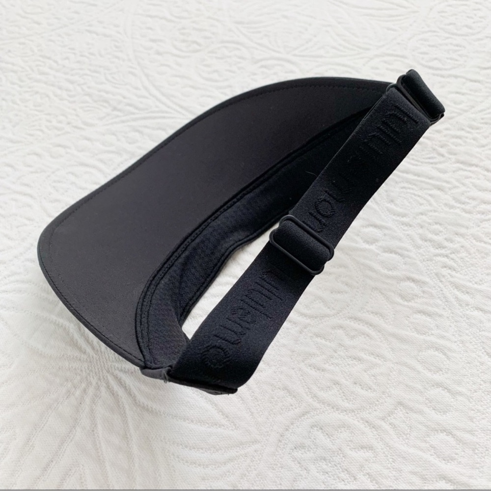 NWOT Lululemon Fast Paced Run Visor Hat - Picture 4 of 6